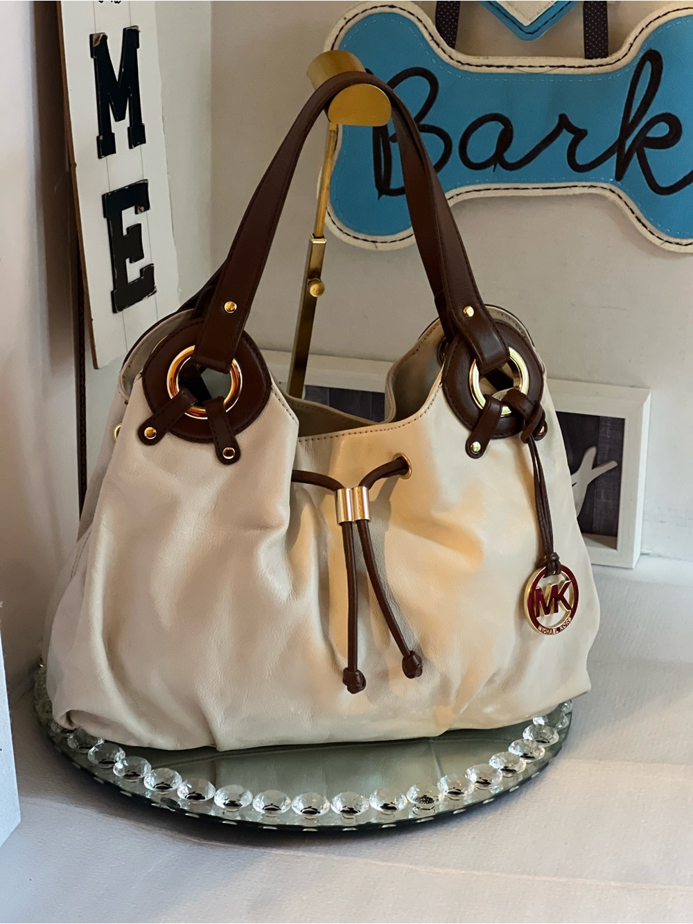 Michael Kors Cream and Brown Leather Shoulder Bag - Picture 1 of 14